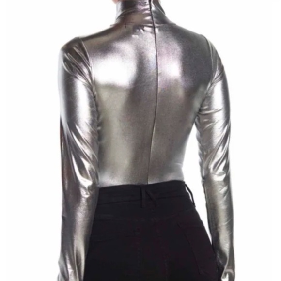 AFRM x Nordstrom Liquid Silver Metallic Bodysuit. NWT. Size M. - Picture 2 of 6
